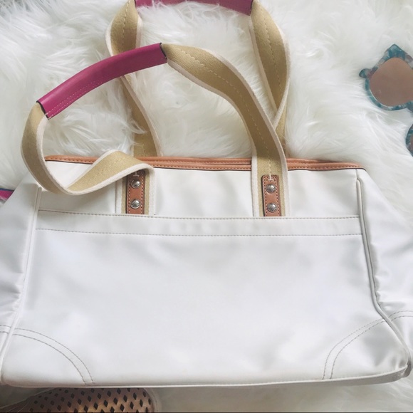 Coach | White Nylon Handbag - Picture 11 of 11